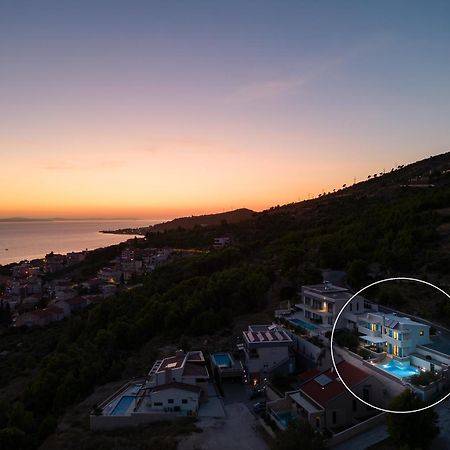 Villa Allegra With 32Msq Heated Pool, 300M Far From Sandy Beaches, Open Sea View Omis Luaran gambar