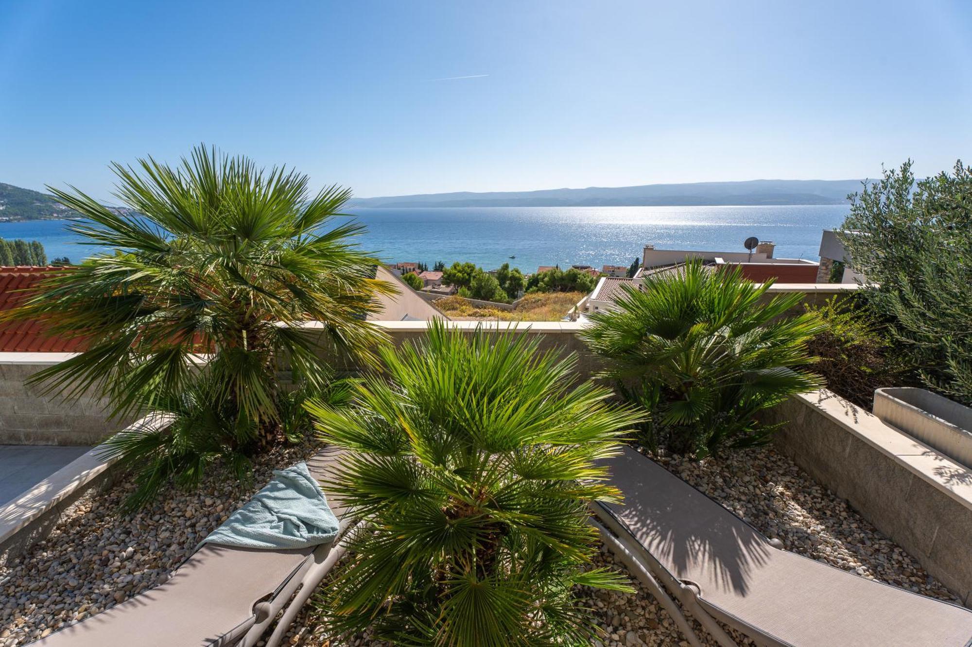 Villa Allegra With 32Msq Heated Pool, 300M Far From Sandy Beaches, Open Sea View Omis Luaran gambar